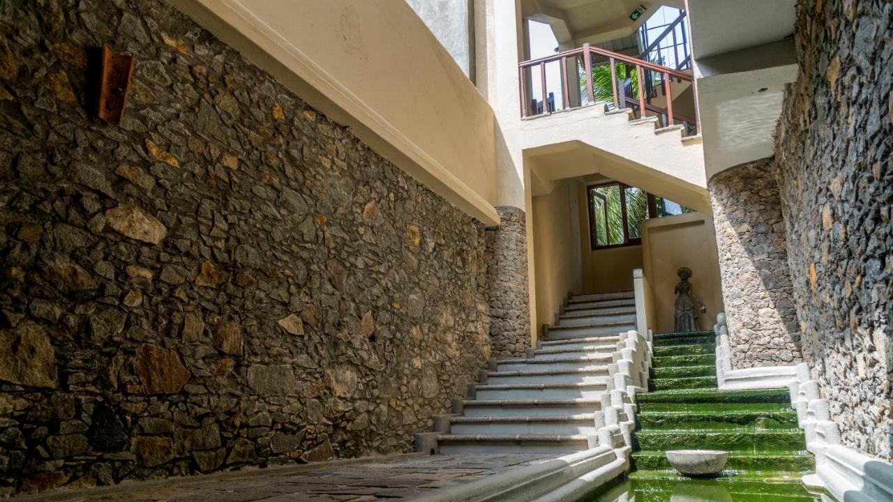 The Lady Hill Hotel Galle Extérieur photo